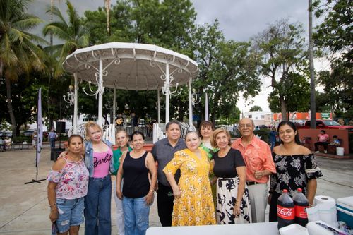 DISFRUTARON DE LA MÚSICA ROMÁNTICA CON EL TRÍO AZTECA EN LAS “TARDES DE BOLERO”
