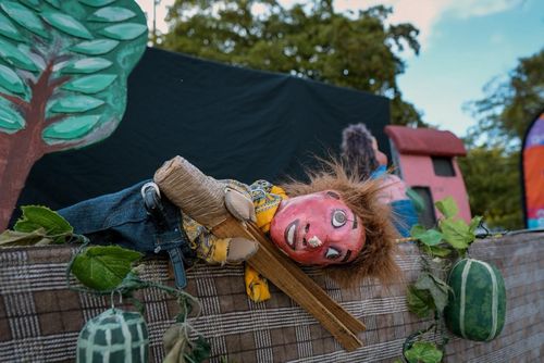 FAMILIAS DISFRUTARON LA OBRA “CHURRINCHE CONTRA EL FANTASMA” EN EL LAGO ENCANTADO