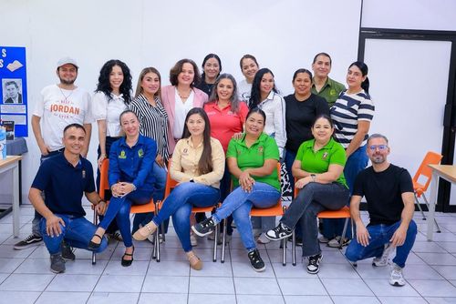 TALLER DE CUENTACUENTOS A BIBLIOTECARIOS DE CULIACÁN