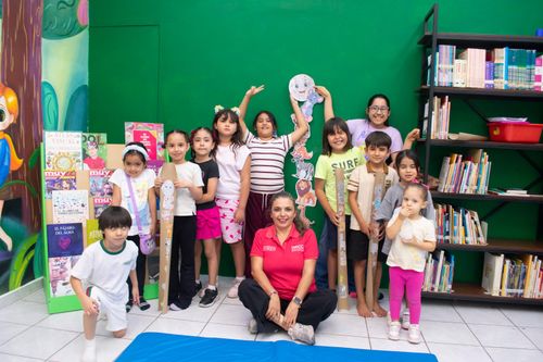 ¿A QUÉ SABE LA LUNA? FASCINÓ EN EL TALLER “LA HORA DEL CUENTO”