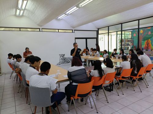 EN EL CLUB PITAHAYA LECTORA DESCUBREN EN “FARENHEIT 451” ¿EL MUNDO DEL FUTURO?