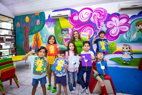 HISTORIAS BAJO LA MISMA LUNA 