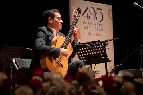 EL GUITARRISTA FRANCISCO BIBRIESCA OFRECIÓ EL CONCIERTO “IF I… TOUR 2026”