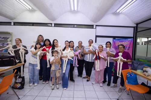 GRAN PRODUCCIÓN EN EL “TALLER DE MUÑECAS” DE HORTENSIA LÓPEZ GAXIOLA ESTE VERANO