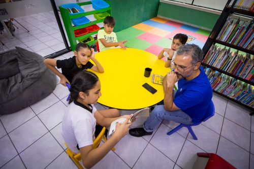 CLUB PEQUEÑOS LECTORES ANALIZÓ “VÍBORAS VIVAS” EN SU REUNIÓN SEMANAL EN LA BIBLIOTECA