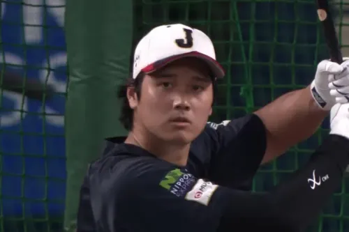 Enloquecen los fans con la llegada de Ohtani a Osaka para el Clásico